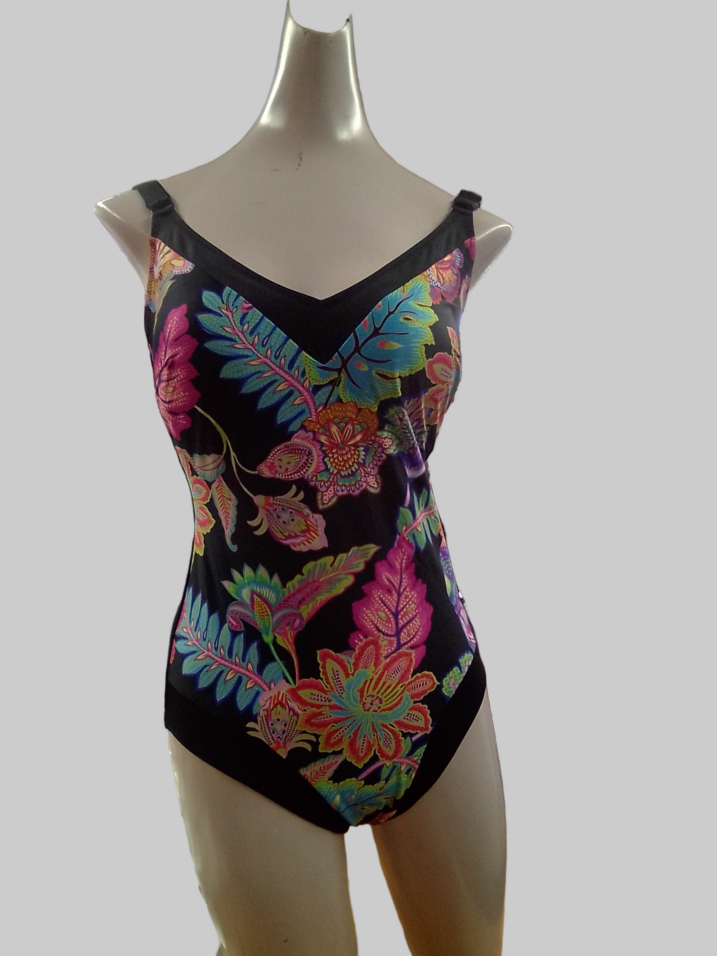 Anita, Rosa Faia Mabela Original One-Piece Swimsuit Size 8 Cup F - Black - M6 7721