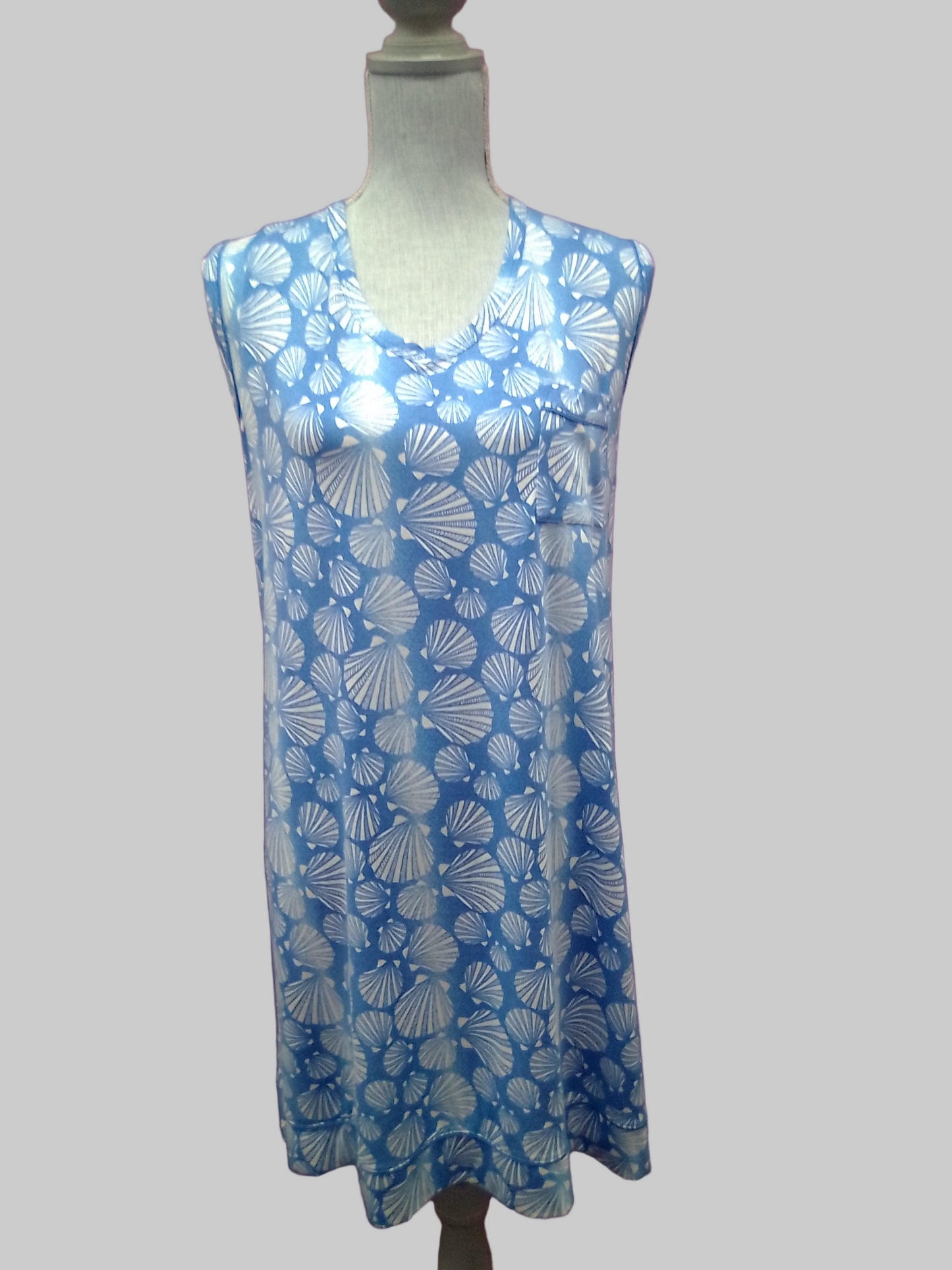 Cool Girl Blue Shell Print Sleeveless Nightshirt - C221201X