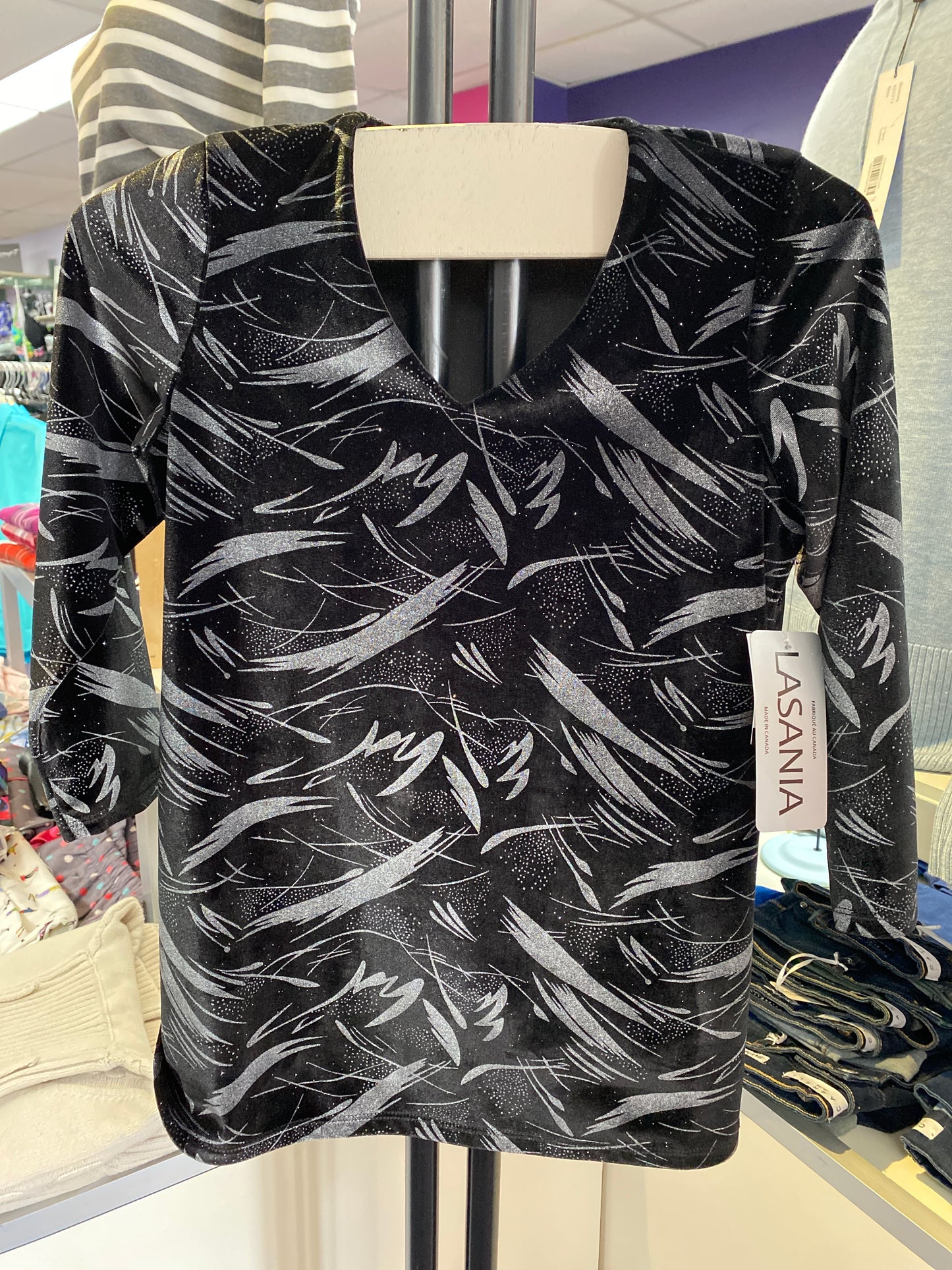 Lasania Black Leaf Print Top