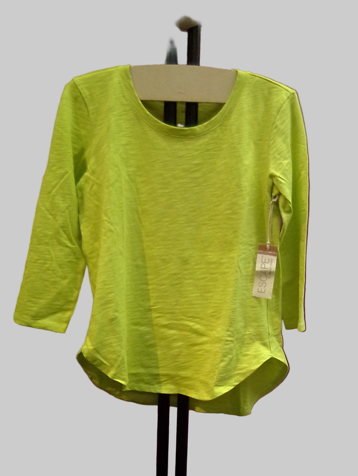 Escape High Low 3/4 Sleeve Tee