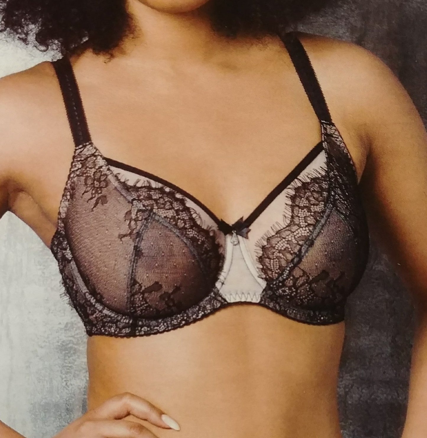 Fit Fully Yours Ava Lace Underwire Bra - 40F - Black - B2382