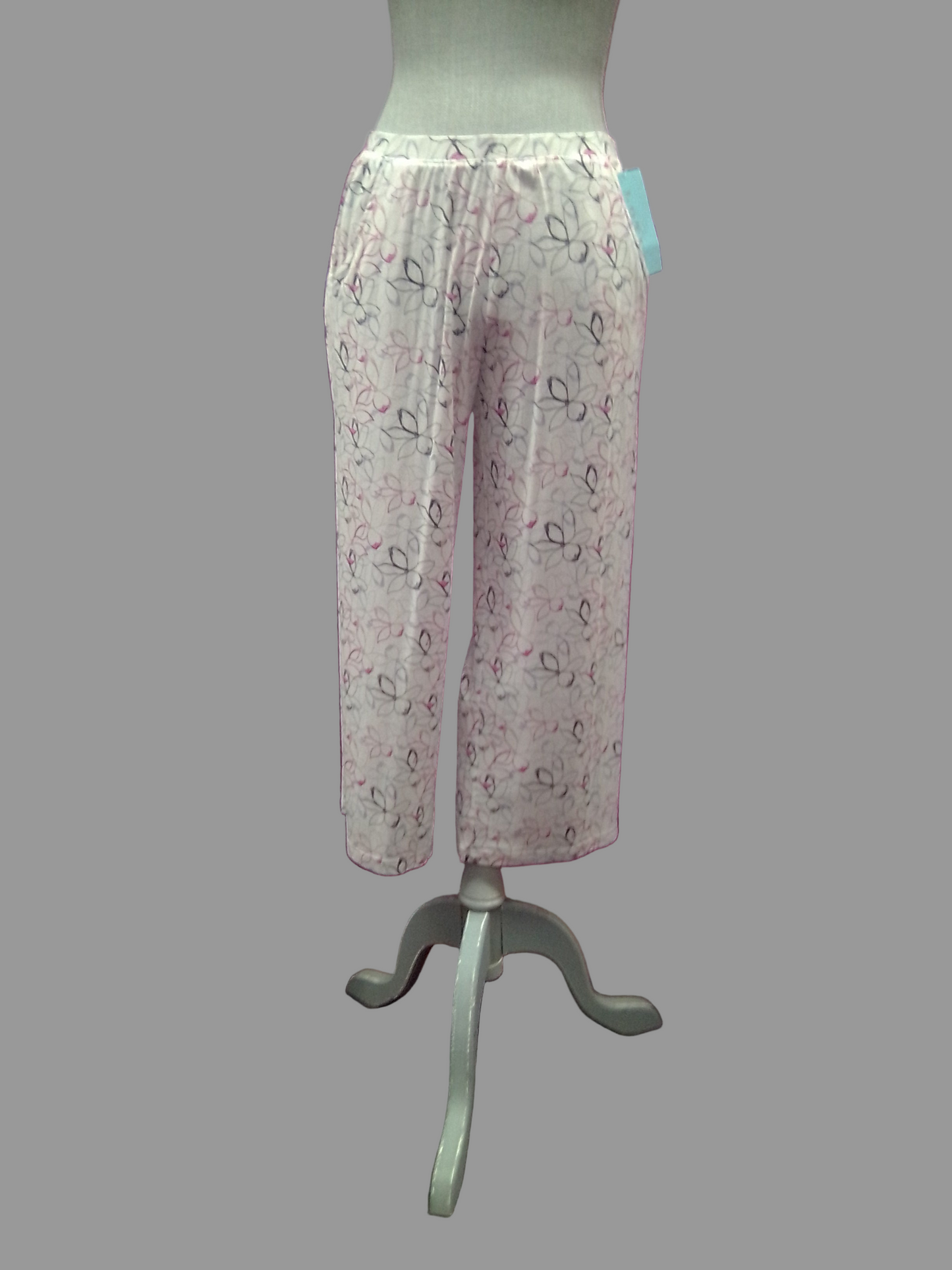 Lotus Lingerie Capris w/ pocket - Floral - L2004