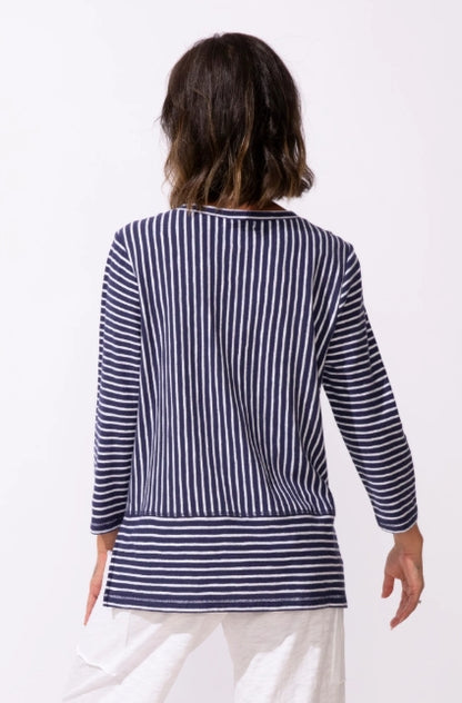 ESCAPE - SANTA BARBARA STRIPE EASY V NECK TEE - 23542
