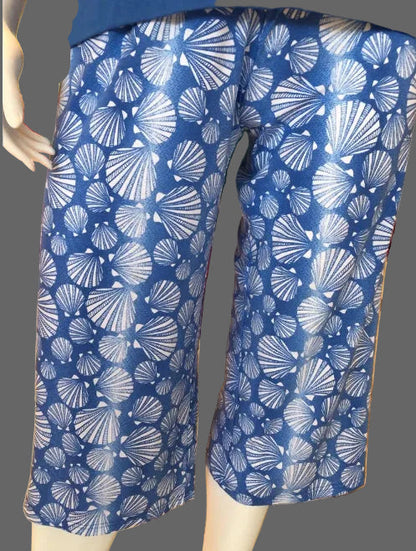 Cool Girl Blue Capri Pants - Seashells - C221302