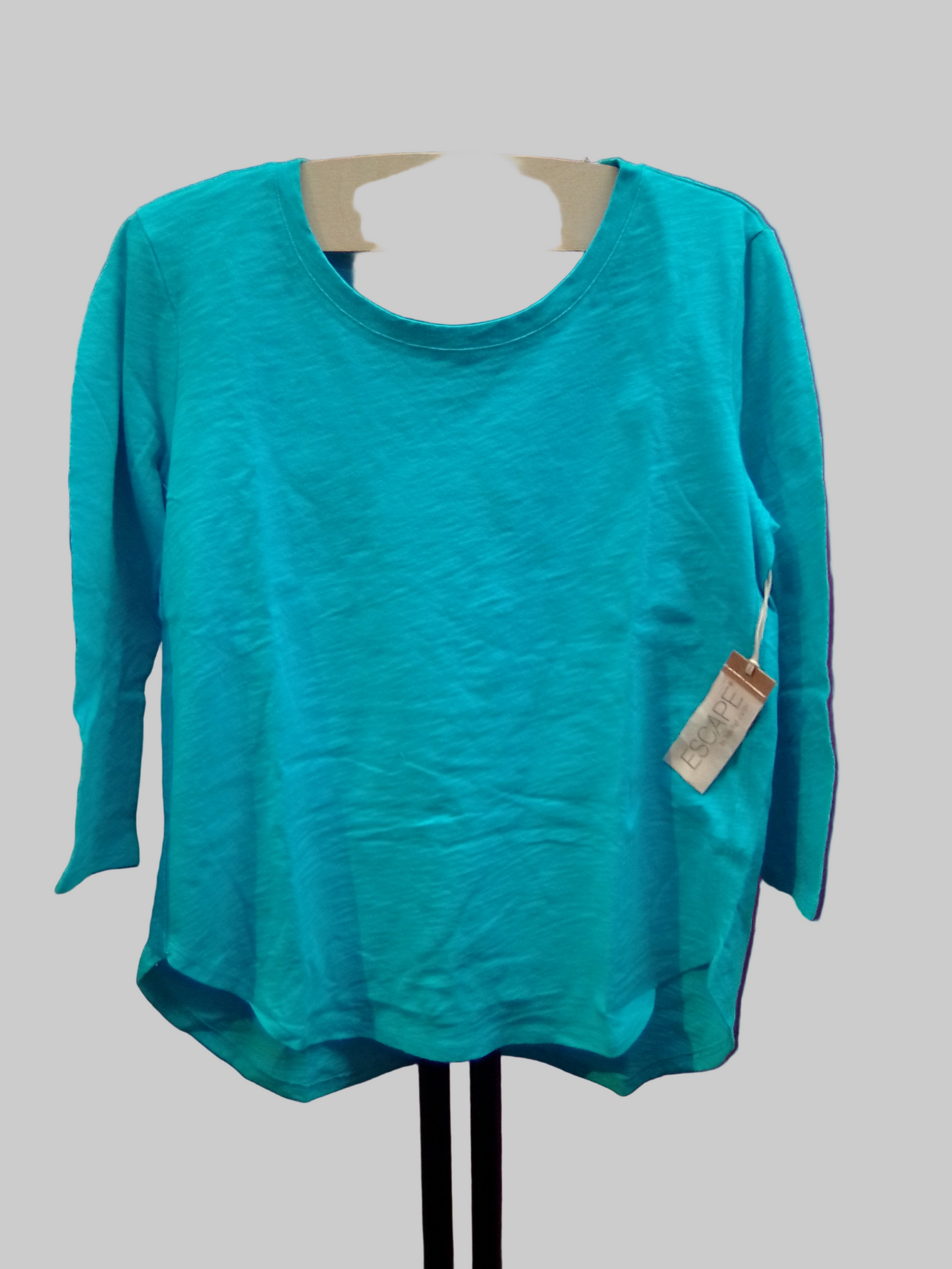 Escape High Low 3/4 Sleeve Tee